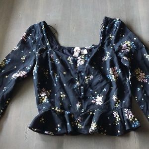 Black floral button up long sleeve crop